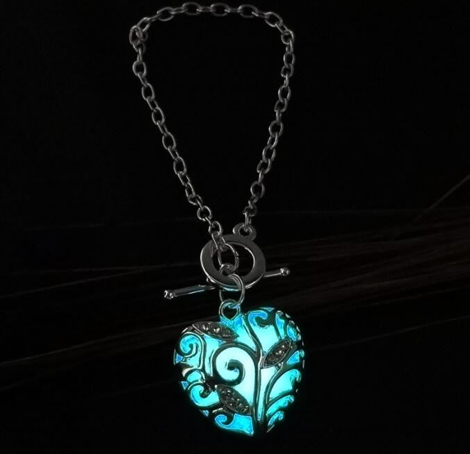 Glow In the Dark Heart Charms Bracelet Christmas Gift for Daugher Mum